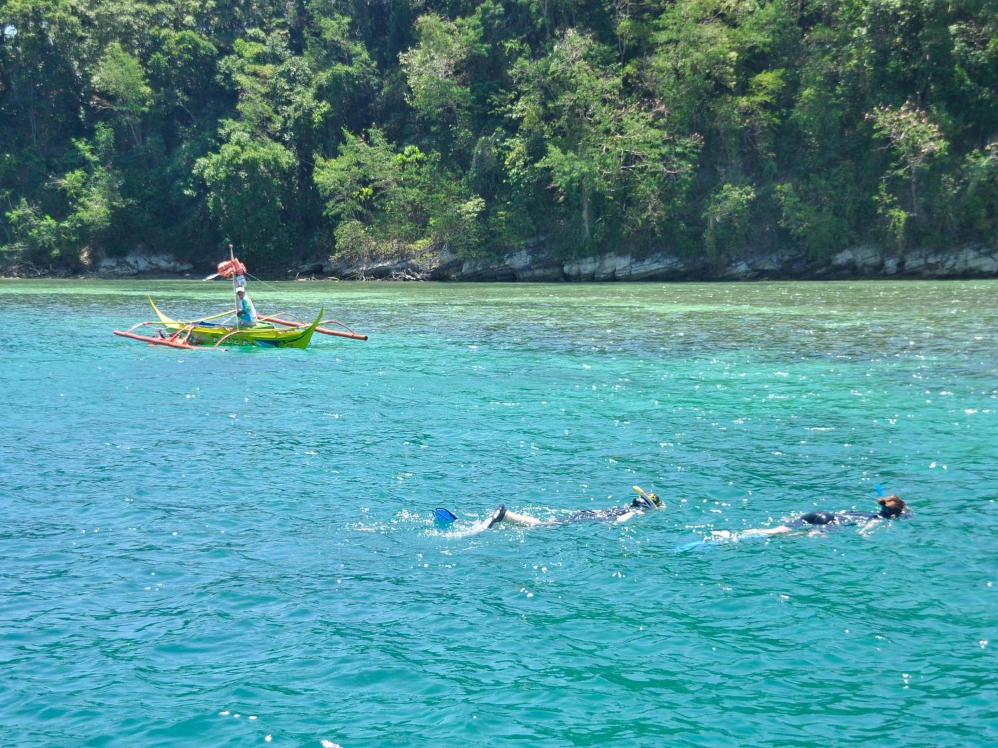 Badladz Beach And Dive Resort Puerto Galera Dış mekan fotoğraf
