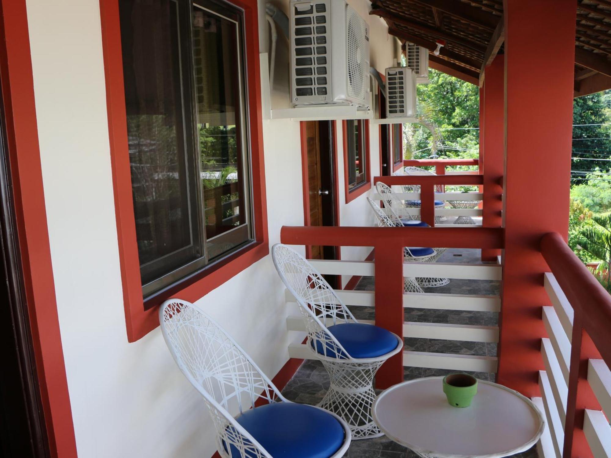 Badladz Beach And Dive Resort Puerto Galera Oda fotoğraf